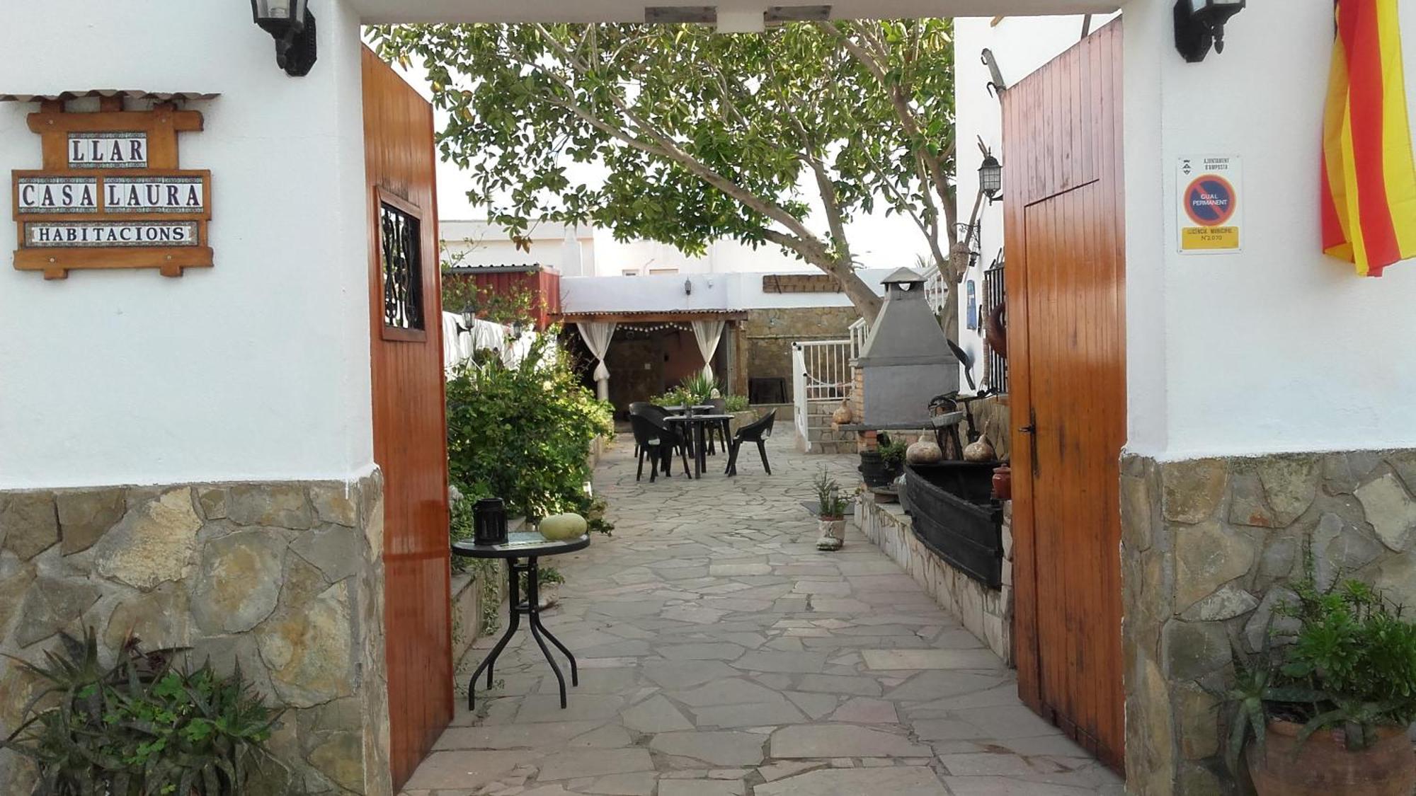 La Llar De Laura Guest House El Poblenou del Delta Luaran gambar