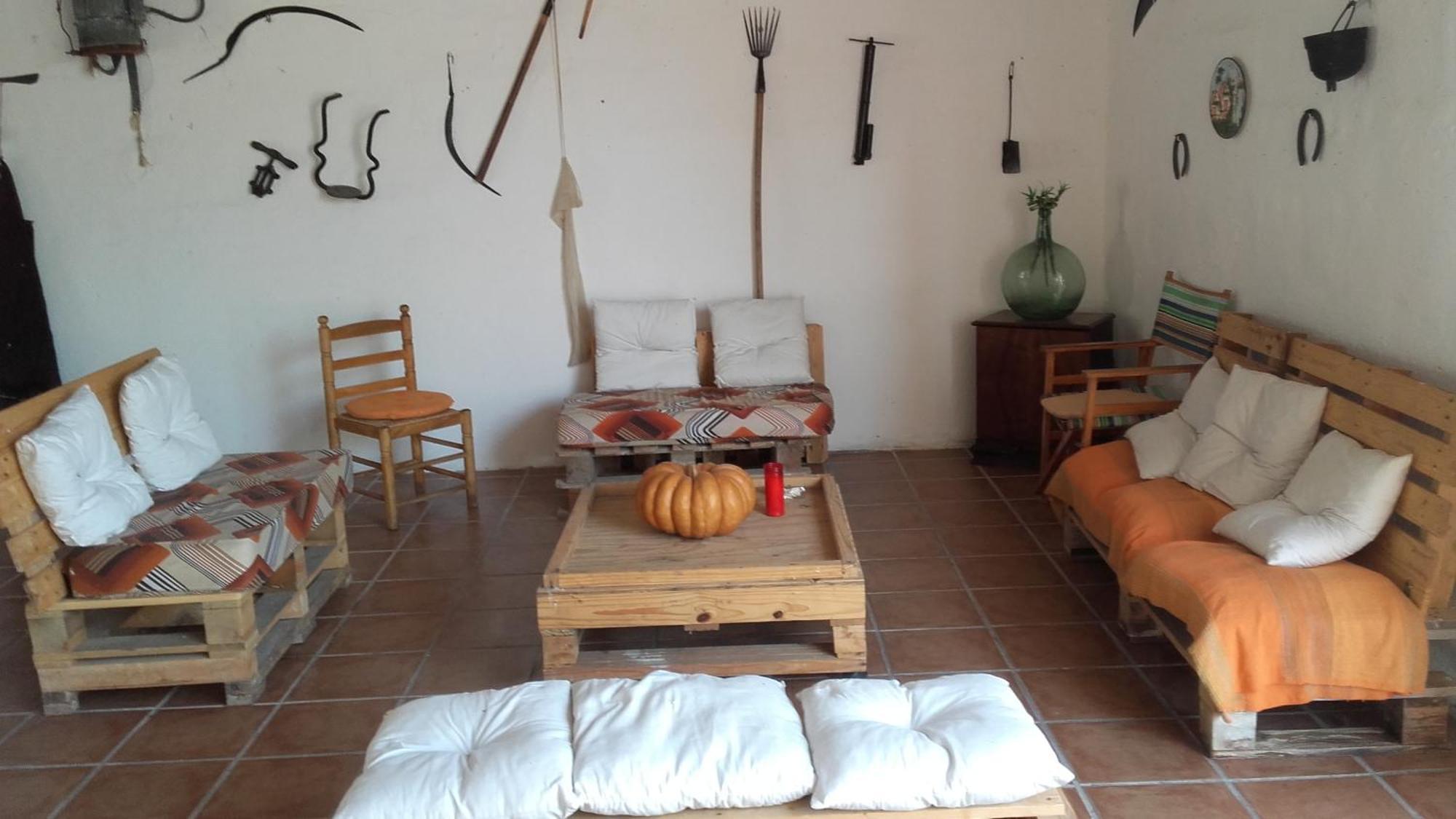 La Llar De Laura Guest House El Poblenou del Delta Luaran gambar